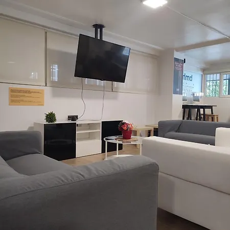 Hostel Metropolitan By Bossh *