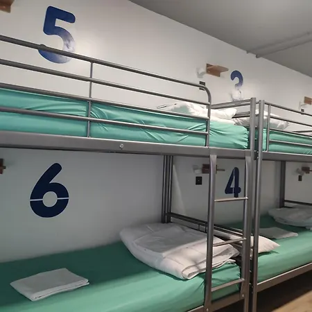 Hostel Metropolitan By Bossh