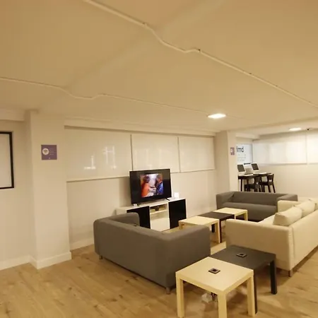 Hostel Metropolitan By Bossh
