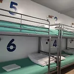 Albergue Metropolitan By Bossh!