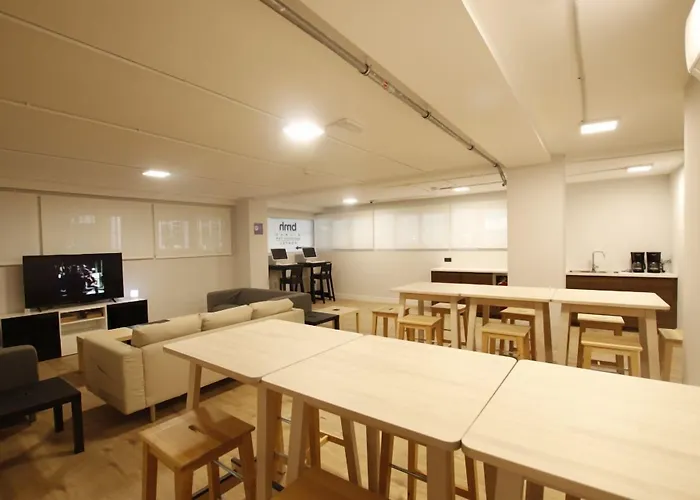 Metropolitan By Bossh! Auberge de jeunesse *