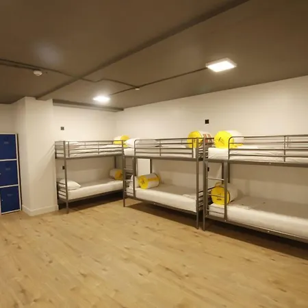 Hostal Metropolitan By Bossh! *