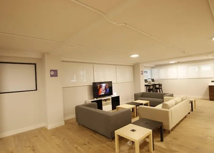 Metropolitan By Bossh! אכסניה *